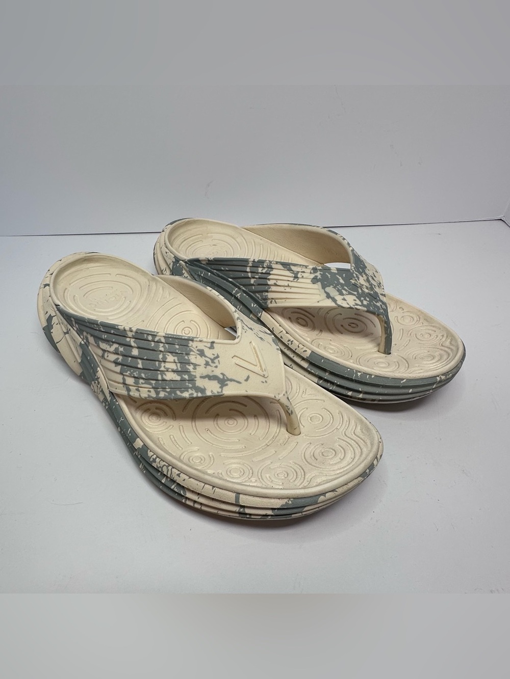 Vionic Tide RX Unisex Thong Sandal Slip-On Ivory/Blue Splatter Print Women's 9
